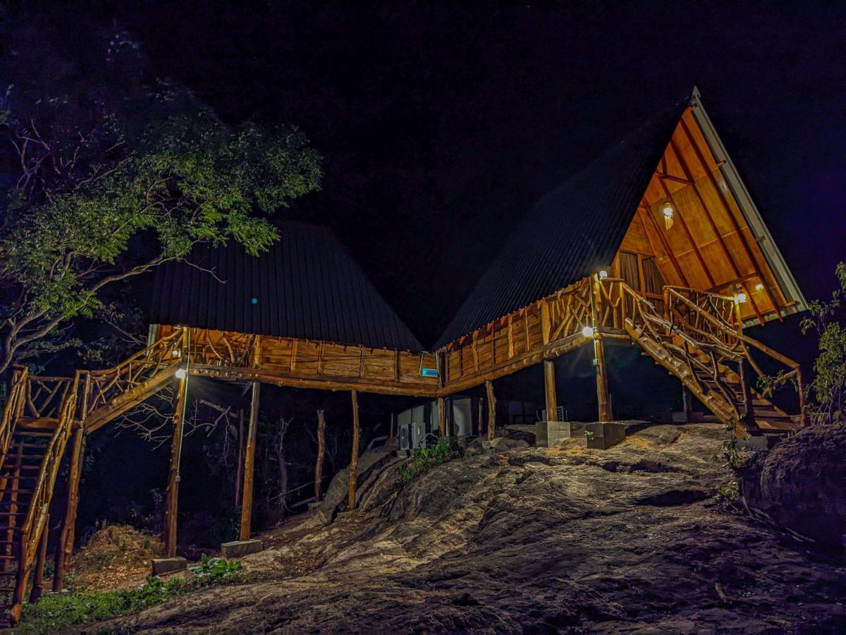 Wooden Cabana Sigiriya Luaran gambar